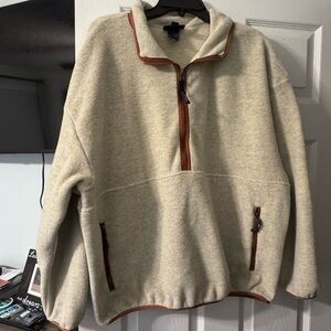 Patagonia quarter zip fleece!